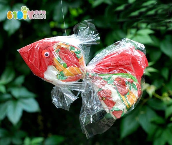 Children's creativity plastic bag paper towel fish ornaments