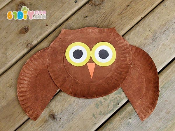 Children's handmade paper plate owl