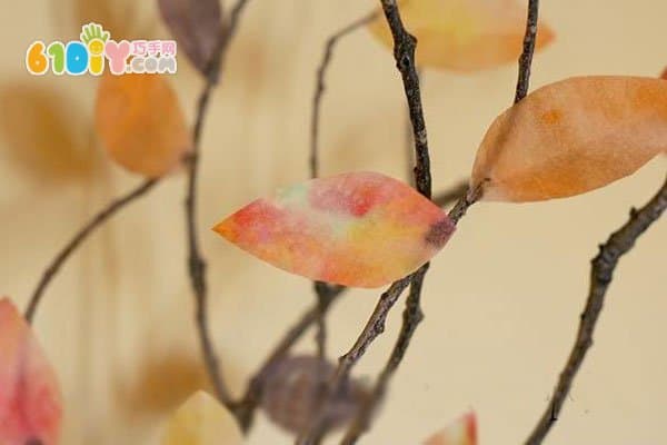 Children's handmade autumn three-dimensional tree