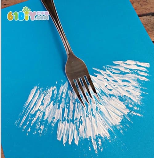 Children creative fork painting cute puffer fish