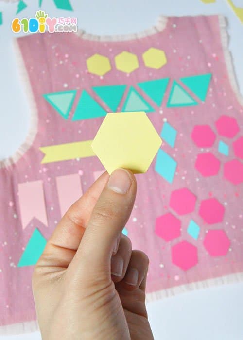 Wrinkled paper making beautiful little vest