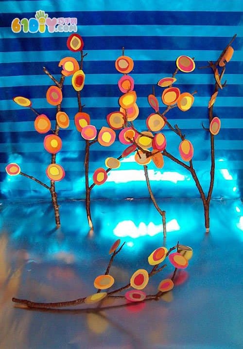 Autumn handmade beautiful round leaf tree