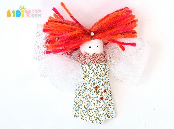 Wine cork making cute doll