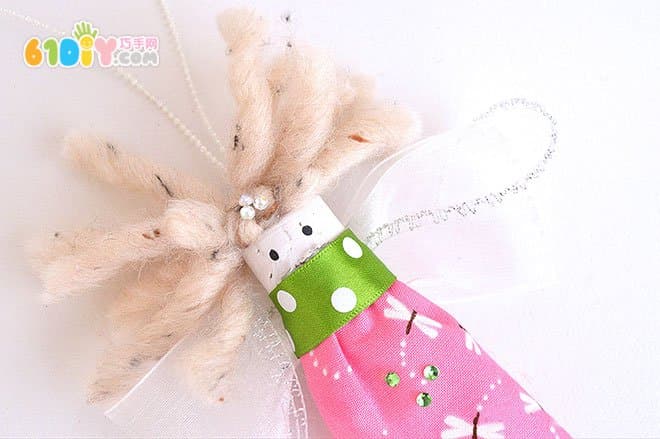 Wine cork making cute doll