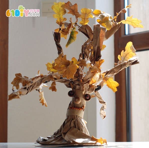 Waste paper bag making autumn tree grandpa