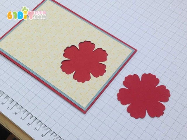 Making a simple flower card tutorial with embossing