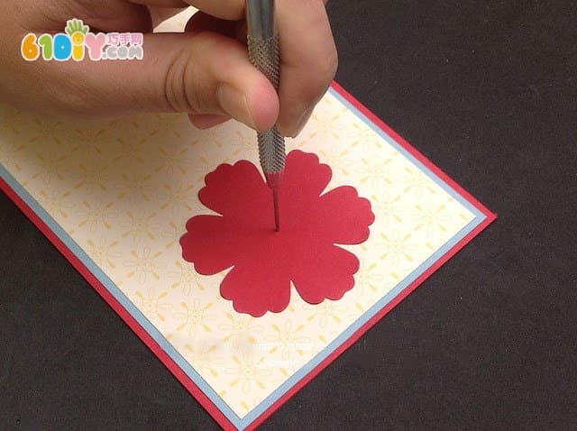 Making a simple flower card tutorial with embossing