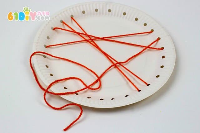 Children's autumn small production paper tray threading pumpkin handmade