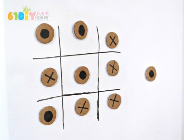 Waste cardboard tic-tac-toe handmade