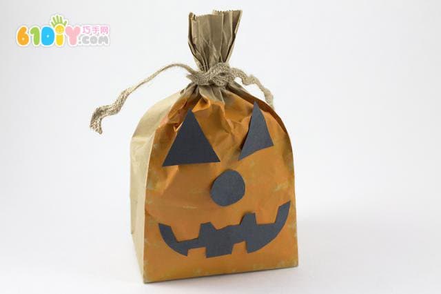 Kindergarten Halloween making paper bag pumpkin monster