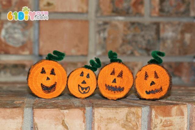 Halloween children's handmade cute wood pumpkins