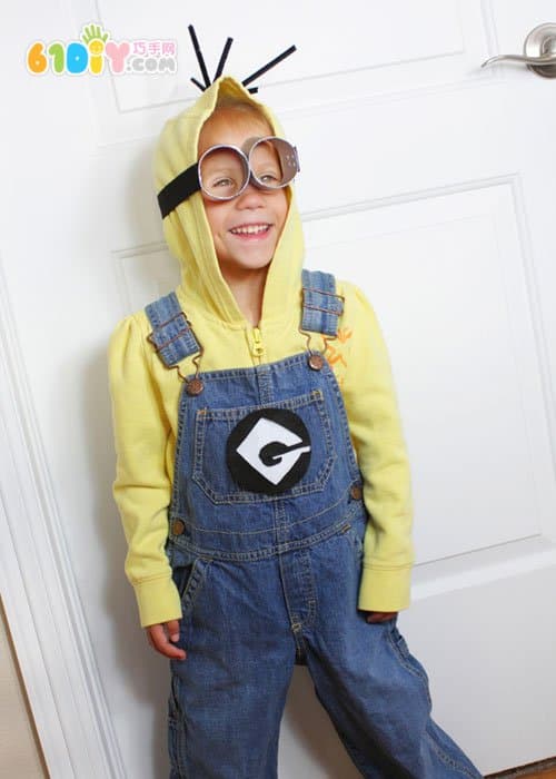 DIY making Halloween Little Yellow Man Dress Up Costume