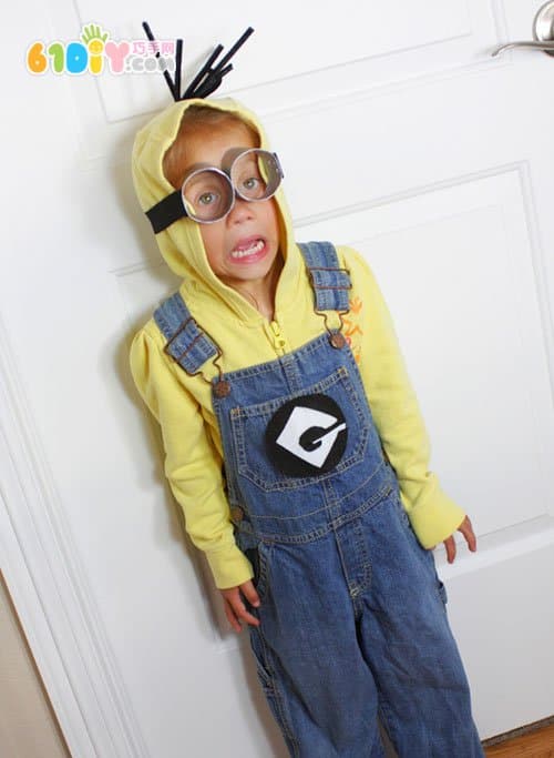 DIY making Halloween Little Yellow Man Dress Up Costume