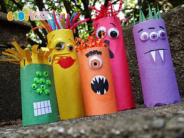 Roll of paper tubes for making a Halloween monster