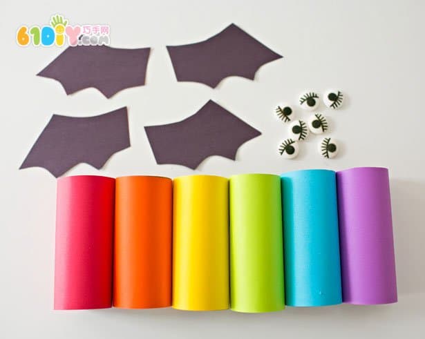 Teach children to make cute Halloween rainbow bats