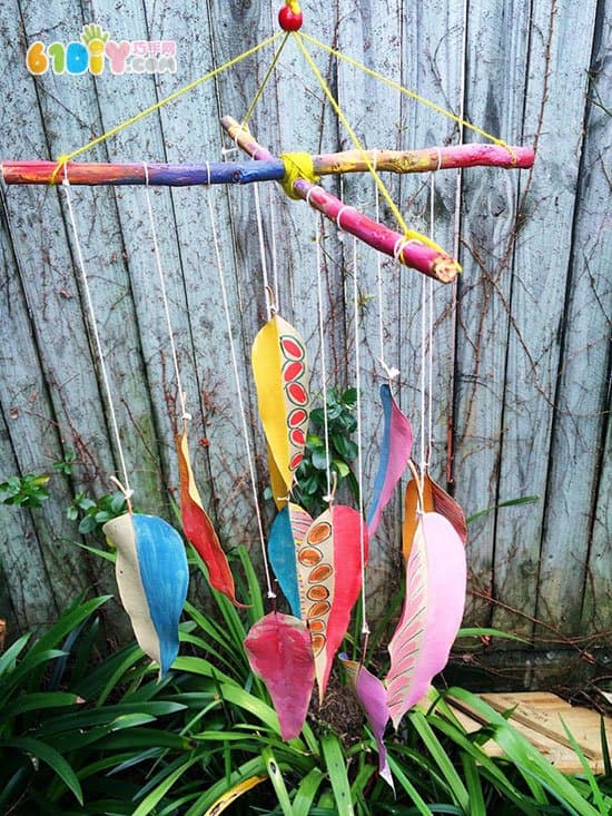 Children's handmade beautiful painted leaf ornaments