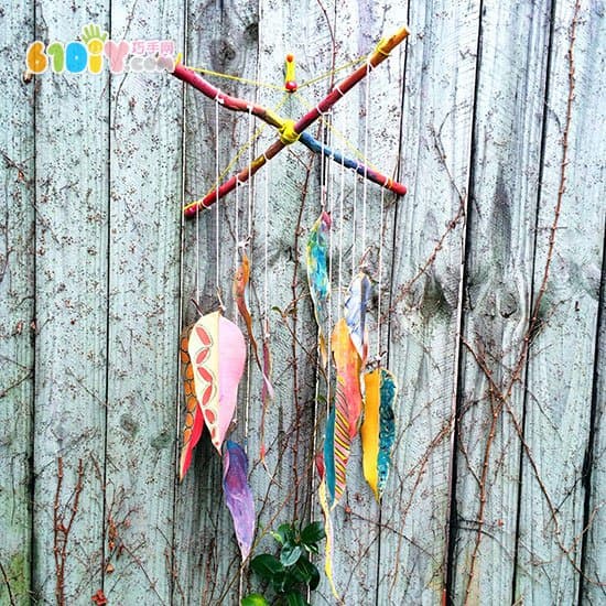 Children's handmade beautiful painted leaf ornaments