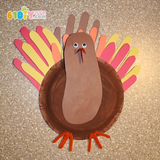 Toddler DIY simple paper tray hand print turkey