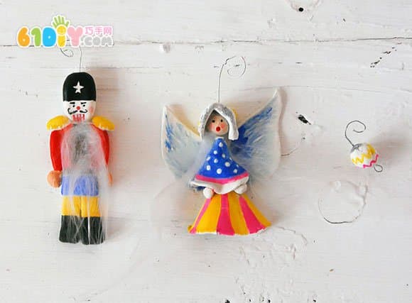 Clay DIY making nutcracker