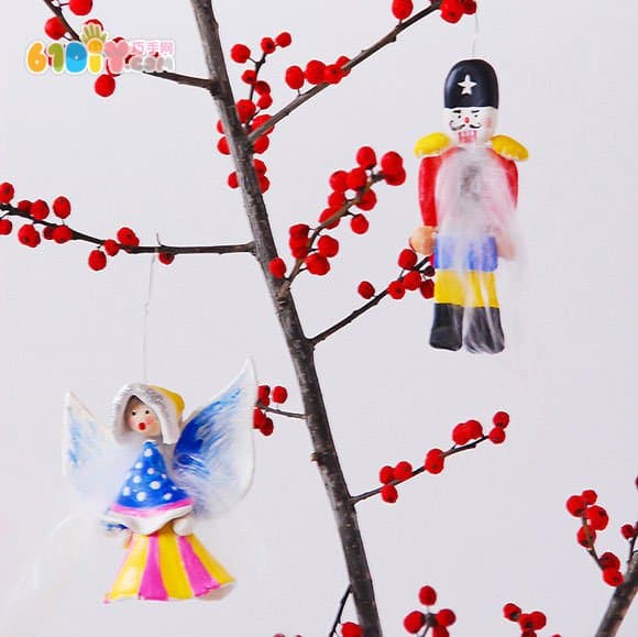 Clay DIY making nutcracker