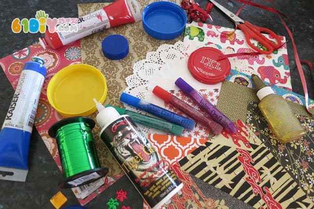 Children make Christmas ornaments with used caps