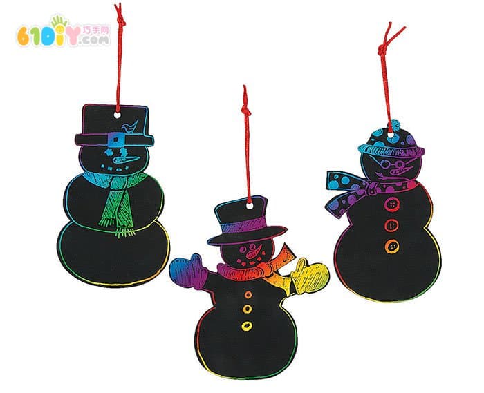 Children's winter handmade scraping paper snowman