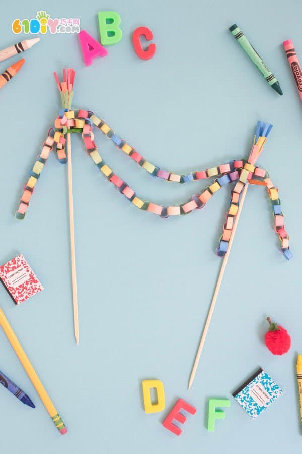 Party layout DIY paper chain cake decoration