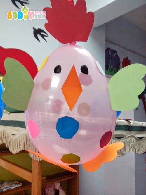 Balloon making new year chick hanging