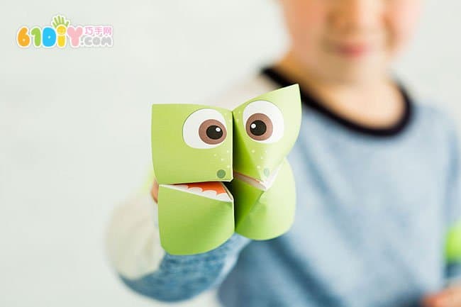 2 cartoon finger dolls DIY production