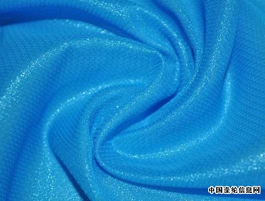 What is the difference between diamond cotton fabric and cotton fabric? Which kind of fabric is better?