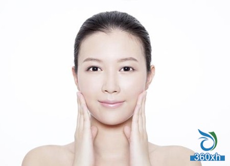 Cleansing and moisturizing and controlling oil