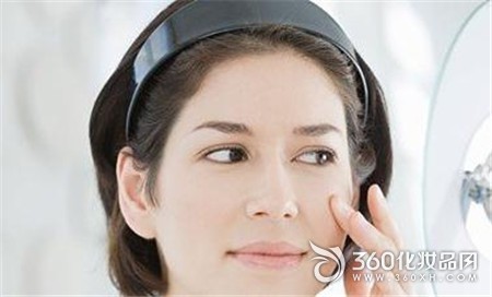 All-round skin care, large pores, lack of water, skin moisture, tenderness, nasal stickers