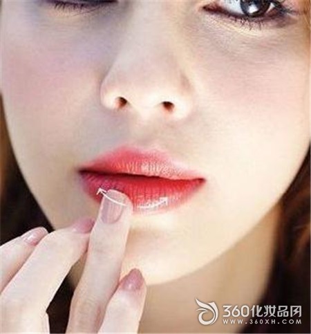 Cat eye makeup, eyes, lipstick, orange, lips, central, commute,
