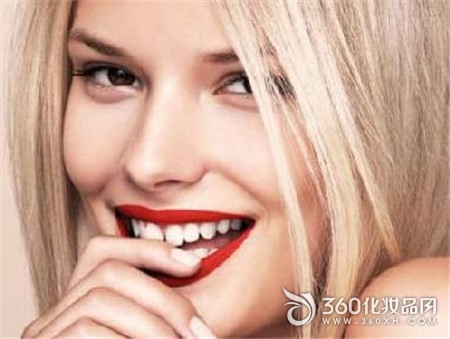 Makeup Tips Makeup Remover Makeup Eye & Lips Lips Lipstick Lip Makeup Remover