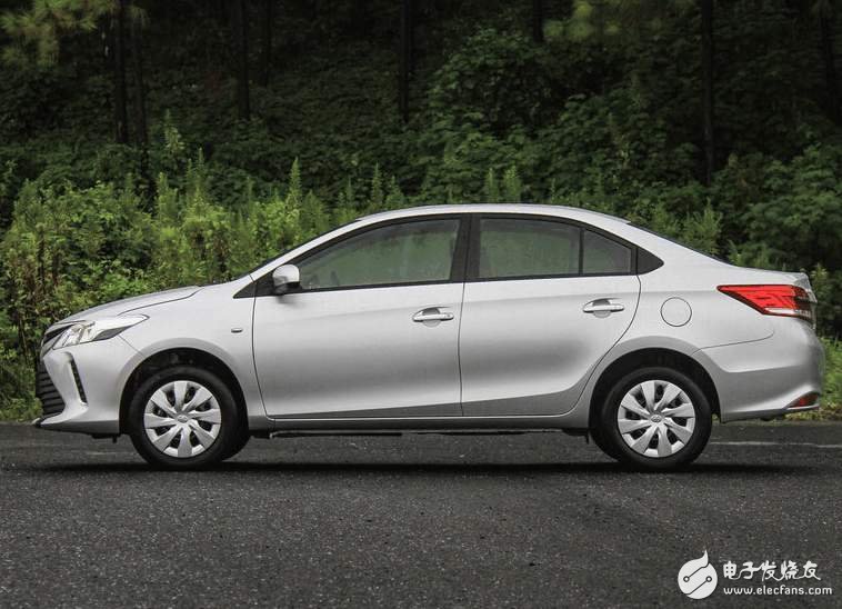 Toyota finally built a luxury car, 60,000 with ESP multi-airbags, 4L fuel consumption to kill Chery Geely