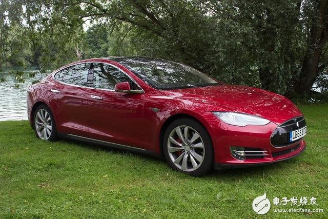 Tesla will upgrade cameras and sensors to improve autopilot