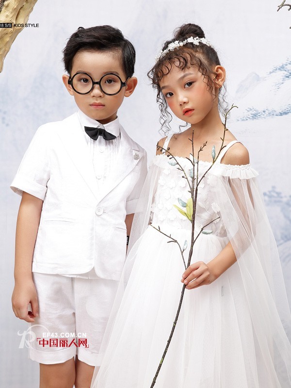 å­©å­è¦å½“å©šç¤¼èŠ±ç«¥æ€Žä¹ˆç©¿ JOJOä¸ºä½ æ”¯æ‹›
