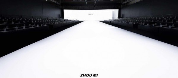 ZHOU MI 2019 ç§‹å†¬æ–°å“å‘å¸ƒä¼šåœ†æ»¡è½å¹•