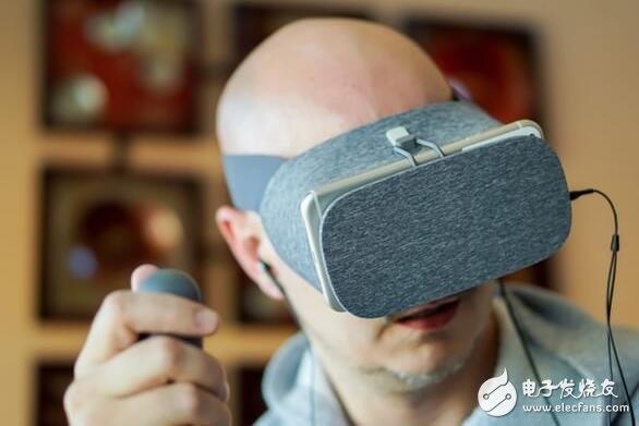 Samsung released GearVR with remote control to align with competitors