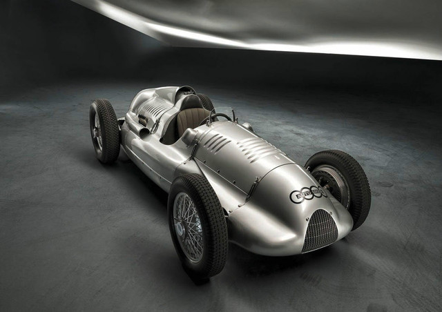 Audi uses 3D printing technology to copy the "Silver Arrow" C version of the car