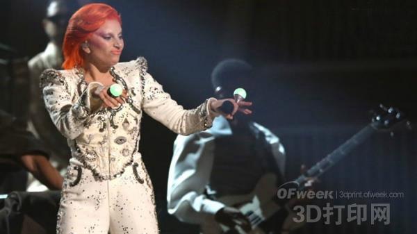 The 58th Grammy Awards: LadyGaGa dazzle 3D printing and other black technology