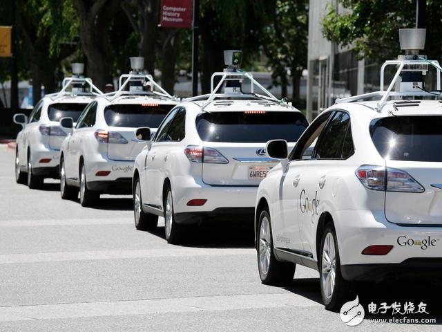 Review the history of Google's self-driving cars: road test does not stop and drive and walk