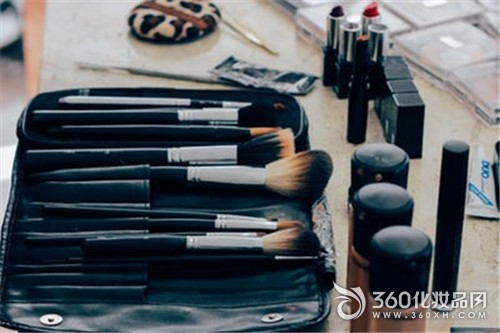 What do you do if you donâ€™t know the makeup brush?