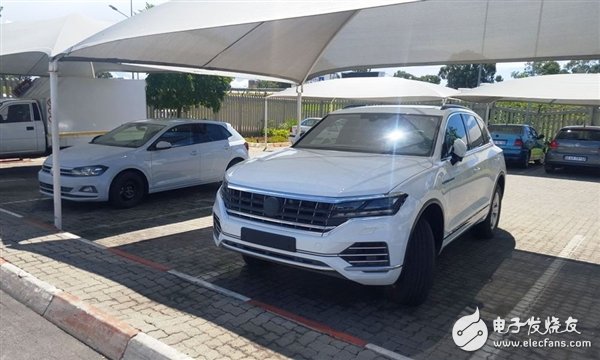 Volkswagen's new Touareg spy photos exposure Bentley Tim is built on the same platform!