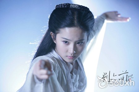 Secret Xiaolong female Liu Yifei skin care coup 1
