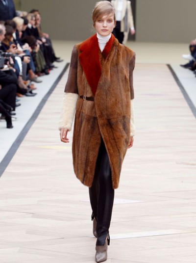 CÃ©line 2011ç§‹å†¬ç³»åˆ—æ¼”ç»Žéƒ½å¸‚å¥³å½¢è±¡ï¼šå¹²ç»ƒã€ä¼˜é›…