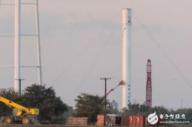 Spacex rocket explosion reason: chemical reaction between nitrogen injection and carbon fiber