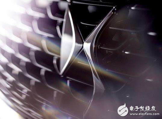 Biger than Lingdu, it has more connotation than Magotan. This luxury new car has fallen to 120,000.