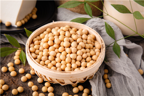 How to fertilize soybean cultivation? What are the molybdenum fertilizers required for fertilization time and fertilization?