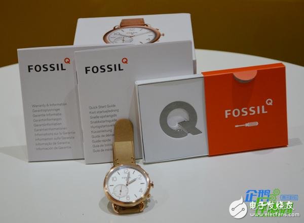 Focus on the style of Fossil smart watch: highlight the individual style, stylish and retro